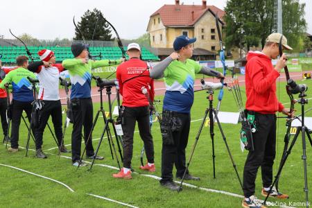 Kar 284 lokostrelcev iz 33 držav tekmuje na Veronikinem pokalu (34)